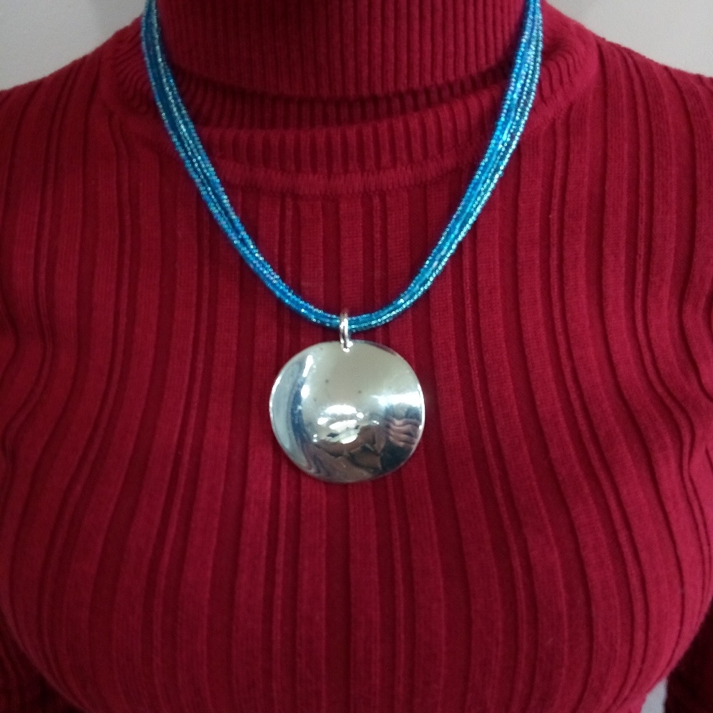 Blue bead silver tone statement necklace